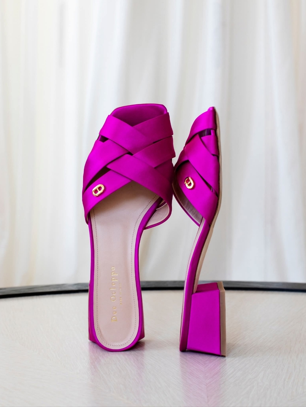 Dee Ocleppo Pink Woven Slides Sandals Size 10.5